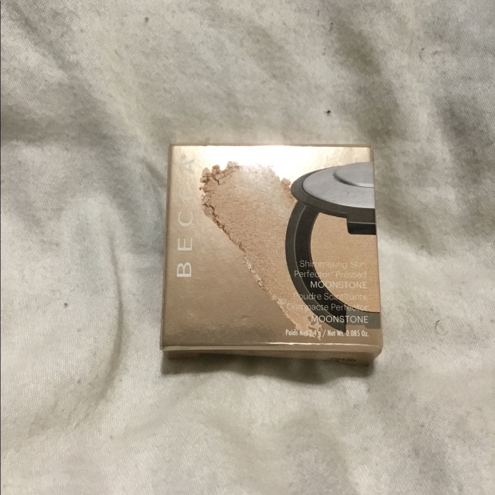 Becca Shimmering Skin